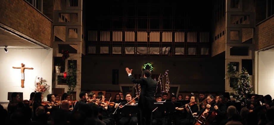 La Embajada de Colombia en Canadá y el Consulado en Montreal presentaron a la Orquesta Sinfónica Juvenil Iberacademy, en la Iglesia del Convento de San Alberto El Grande